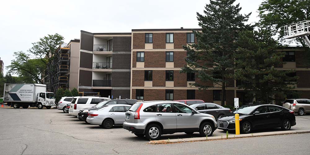 York Plaza Apartments – Edina, MN